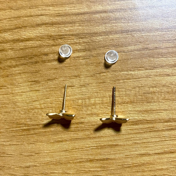 Butterfly studs - Picture 2 of 4